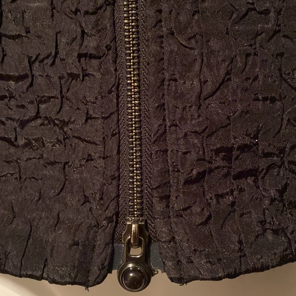 Spanner Size 4 Polyester 78% Rayon 22% Exc Shape Tiny sparkles in  material - Picture 11 of 11